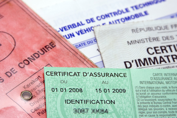 Changement de carte grise , certificat d'immatriculation