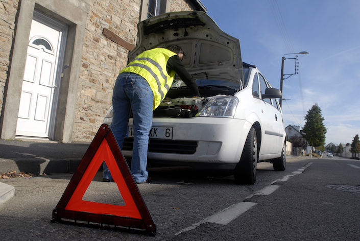 AXA qui appeler en cas d'accident auto ?